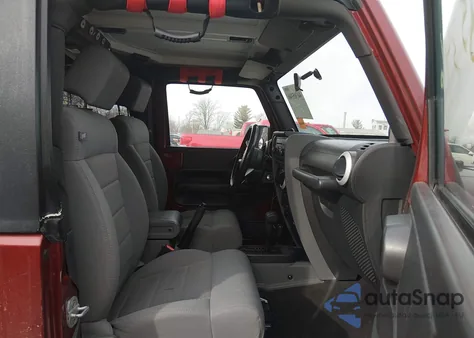 2008 Jeep Wrangler Sahara z USA, uszkodzony, nr VIN 1J4FA54158L615977